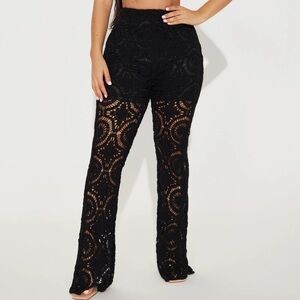 NWT❤️Fashion Nova Crochet Festival Pants
